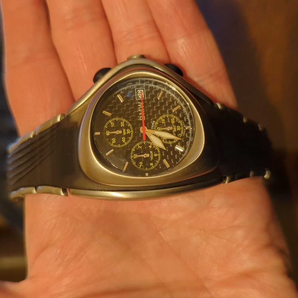 BMW BonSpeed Carbon Fiber Chronograph 50M water resistant men's watch